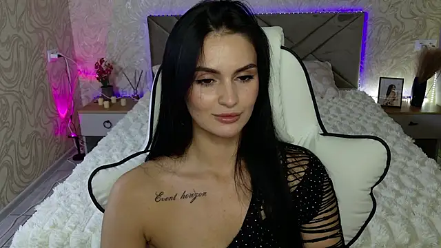 MilaaSweety online show from July 2026 07:47:02 PM