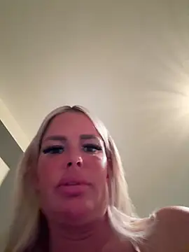 anna kournikova online show from April 2026 07:51:02 PM