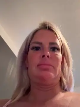 anna kournikova online show from May 2026 07:14:01 PM