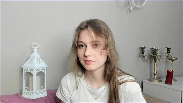 RubieHeiser online show from April 2026 06:12:02 PM