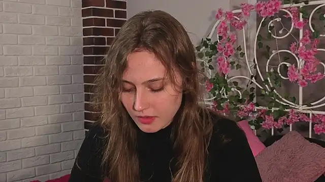 RubieHeiser online show from April 2026 06:01:01 PM