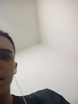 Snapshot of Chachiboo chatting on April 2026 01:38:02 PM Chachiboo online show from April 2026 01:38:02 PM