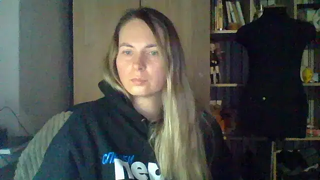 Mollie365 online show from March 2026 04:21:01 PM