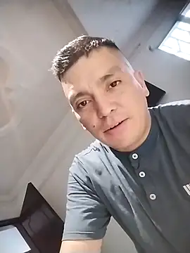 Snapshot of intangible1 chatting on March 2026 04:43:01 PM intangible1 online show from March 2026 04:43:01 PM