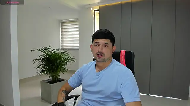 TroyeSavage online show from March 2026 10:02:02 PM