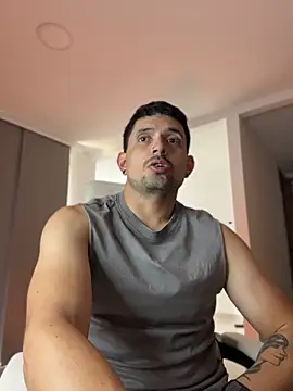 TroyeSavage online show from April 2026 07:39:01 PM