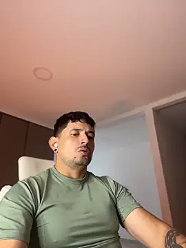 TroyeSavage online show from April 2026 12:29:02 PM