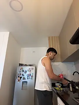 TroyeSavage online show from April 2026 11:38:02 AM