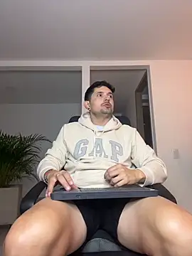 TroyeSavage online show from April 2026 10:44:02 AM