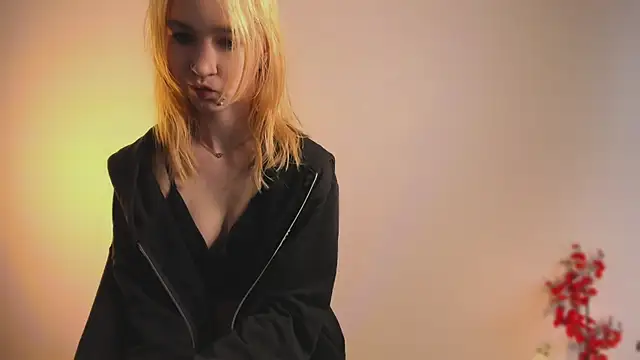 August female online show from March 2026 01:42:01 PM