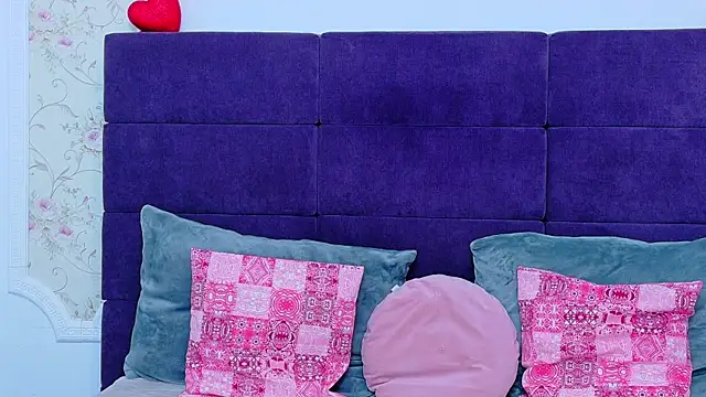 NataliaCroft online show from April 2026 02:29:02 PM