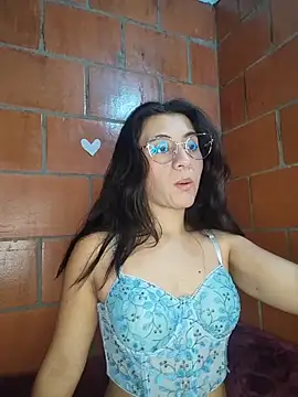 Amanda x1 online show from April 2026 08:57:02 PM