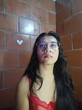 Amanda x1 online show from May 2026 07:44:02 PM