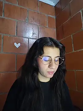 Amanda x1 online show from May 2026 07:43:02 PM