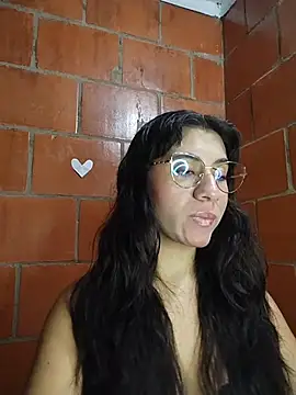 Amanda x1 online show from June 2026 07:25:02 PM