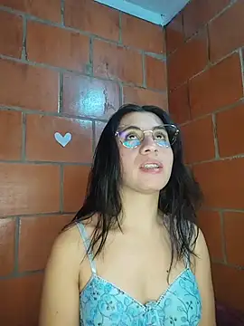 Amanda x1 online show from April 2026 07:54:02 PM