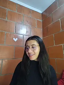Amanda x1 online show from April 2026 02:27:02 AM