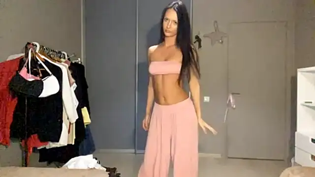 JonnaSzerszen online show from April 2026 05:25:01 PM