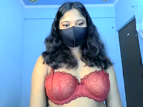 KASHISH SINGH  online show from June 2026 05:40:02 AM
