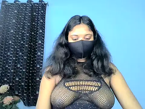 KASHISH SINGH  online show from May 2026 05:00:01 PM