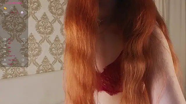 Snapshot of foxy_bloomm chatting on June 2026 03:02:02 PM foxy bloomm online show from June 2026 03:02:02 PM