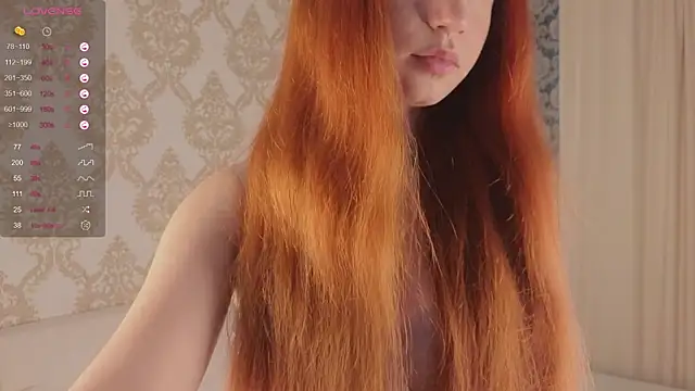 Snapshot of foxy_bloomm chatting on July 2026 05:10:01 PM foxy bloomm online show from July 2026 05:10:01 PM