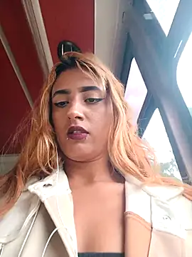 Snapshot of Mayaforest_ chatting on March 2026 04:33:02 PM Mayaforest online show from March 2026 04:33:02 PM