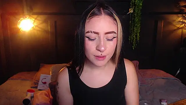 melodygirl2   online show from March 2026 07:40:02 PM