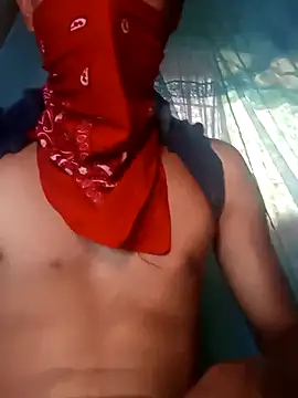 ElchicoX01 online show from March 2026 06:02:01 PM