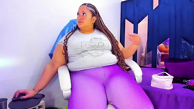 BustyyJuicy Rs online show from June 2026 12:43:02 PM