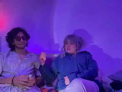 Snapshot of NickMellow chatting on March 2026 07:02:01 AM NickMellow online show from March 2026 07:02:01 AM