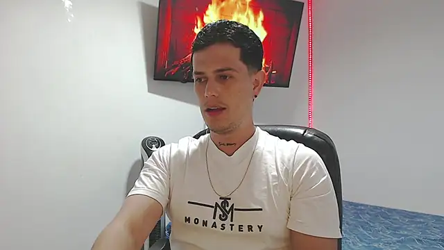 JUAN CAMILOXXX online show from March 2026 04:21:02 AM