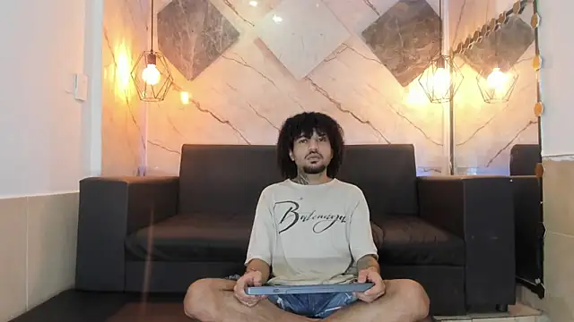 Angelo Blessed online show from June 2026 07:13:02 PM
