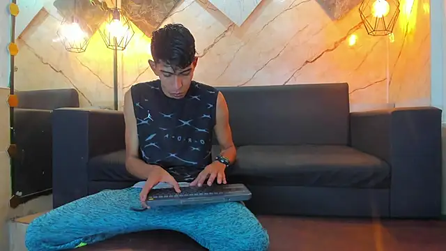Angelo Blessed online show from June 2026 07:02:02 PM