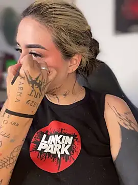 Snapshot of CarolQueen1_ chatting on March 2026 01:03:02 PM CarolQueen1 online show from March 2026 01:03:02 PM