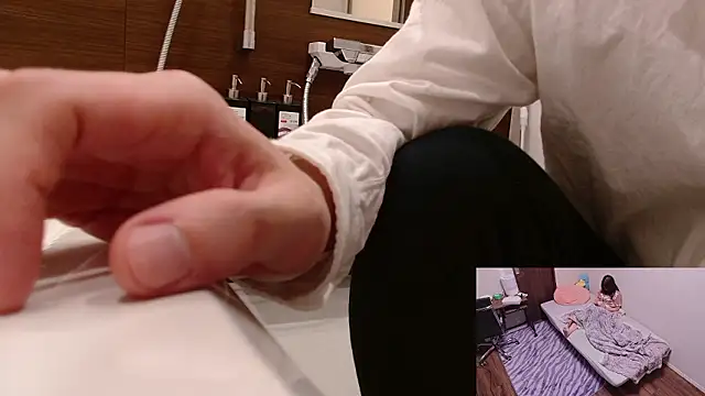 BANANA GOGO online show from March 2026 07:54:01 AM