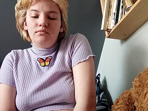 thatcutesubgirlwlw online show from April 2026 02:18:01 PM