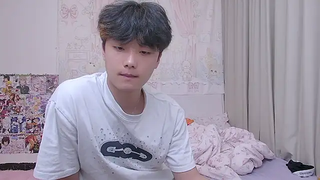 icecream-002 online show from May 2026 11:44:01 AM