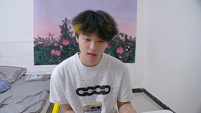 icecream-002 online show from April 2026 01:16:02 PM