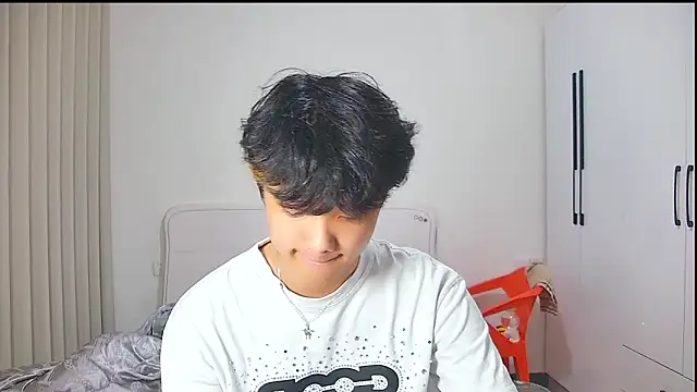 icecream-002 online show from May 2026 02:37:01 PM