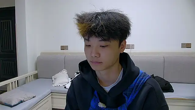 icecream-002 online show from March 2026 06:17:01 AM