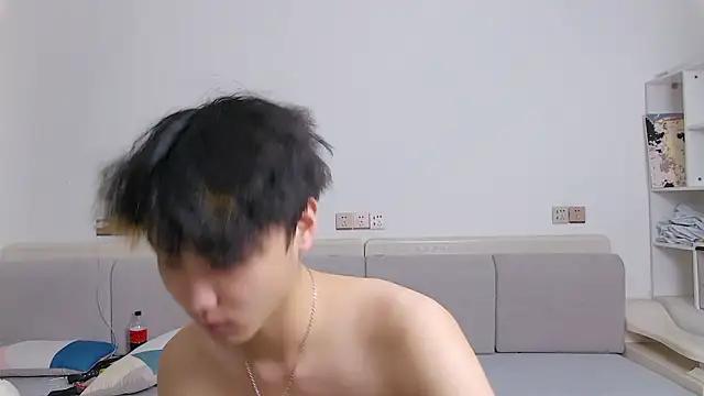 icecream-002 online show from March 2026 11:45:01 AM