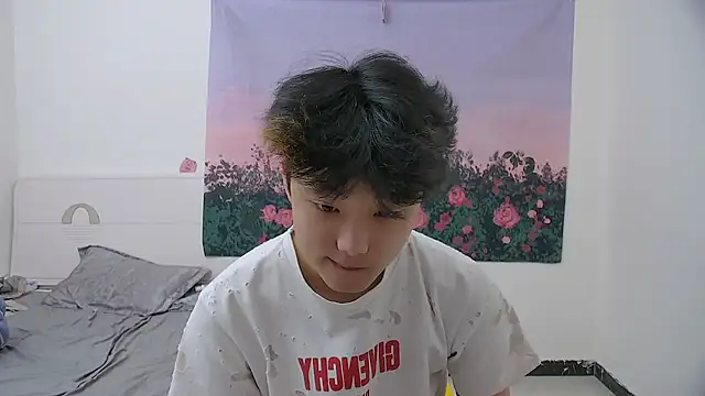 icecream-002 online show from April 2026 11:50:02 AM