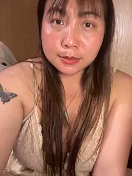 Sumi pusy online show from April 2026 03:29:01 PM