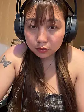 Sumi pusy online show from April 2026 05:09:01 AM