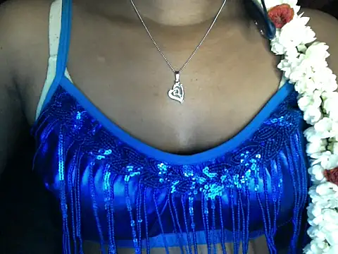 Couplehot00 online show from March 2026 06:21:01 PM