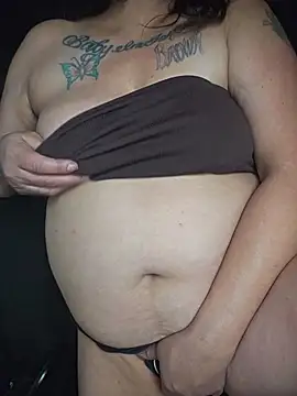 Snapshot of LaPutotota chatting on July 2026 01:37:01 PM LaPutotota online show from July 2026 01:37:01 PM