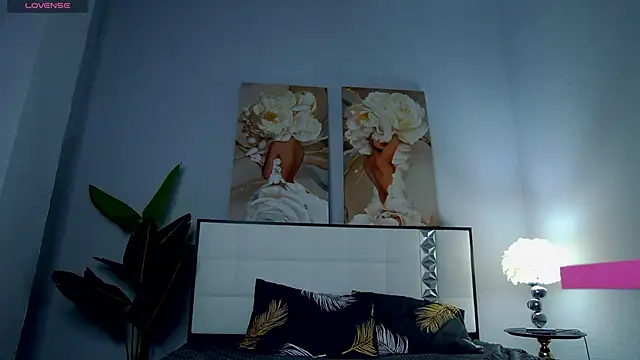 Katy Tiny online show from March 2026 08:29:01 AM