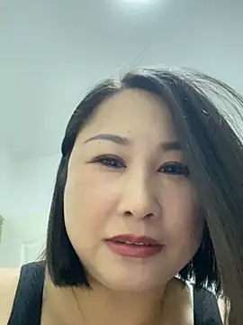 xiaoyi-10 online show from April 2026 10:55:02 AM