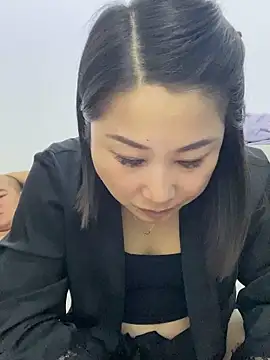 xiaoyi-10 online show from April 2026 04:58:01 PM